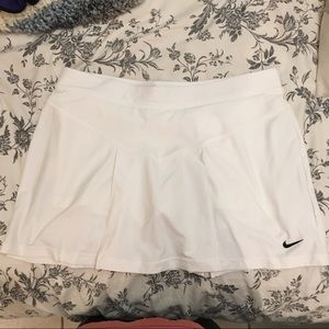 NIKE White Tennis Skort